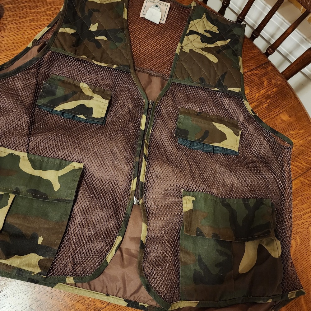 Northwest Territory‎ Hunting Camo Vest XXL Men's Shell Holder Pockets Mesh